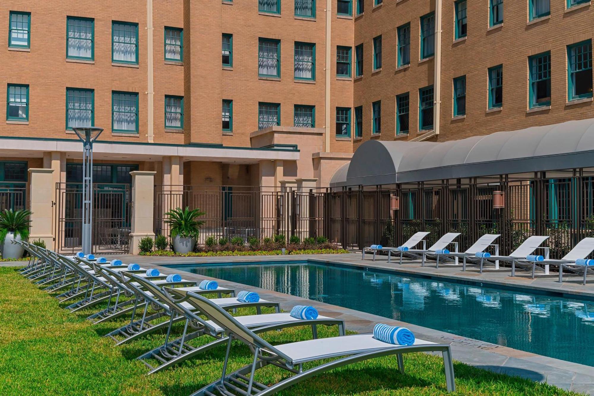Hotel Le Meridien Dallas, The Stoneleigh Dallas